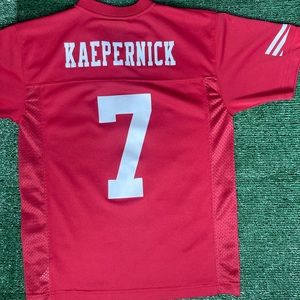 SF 49ers Colin Kaepernick Jersey

Size Youth Medium